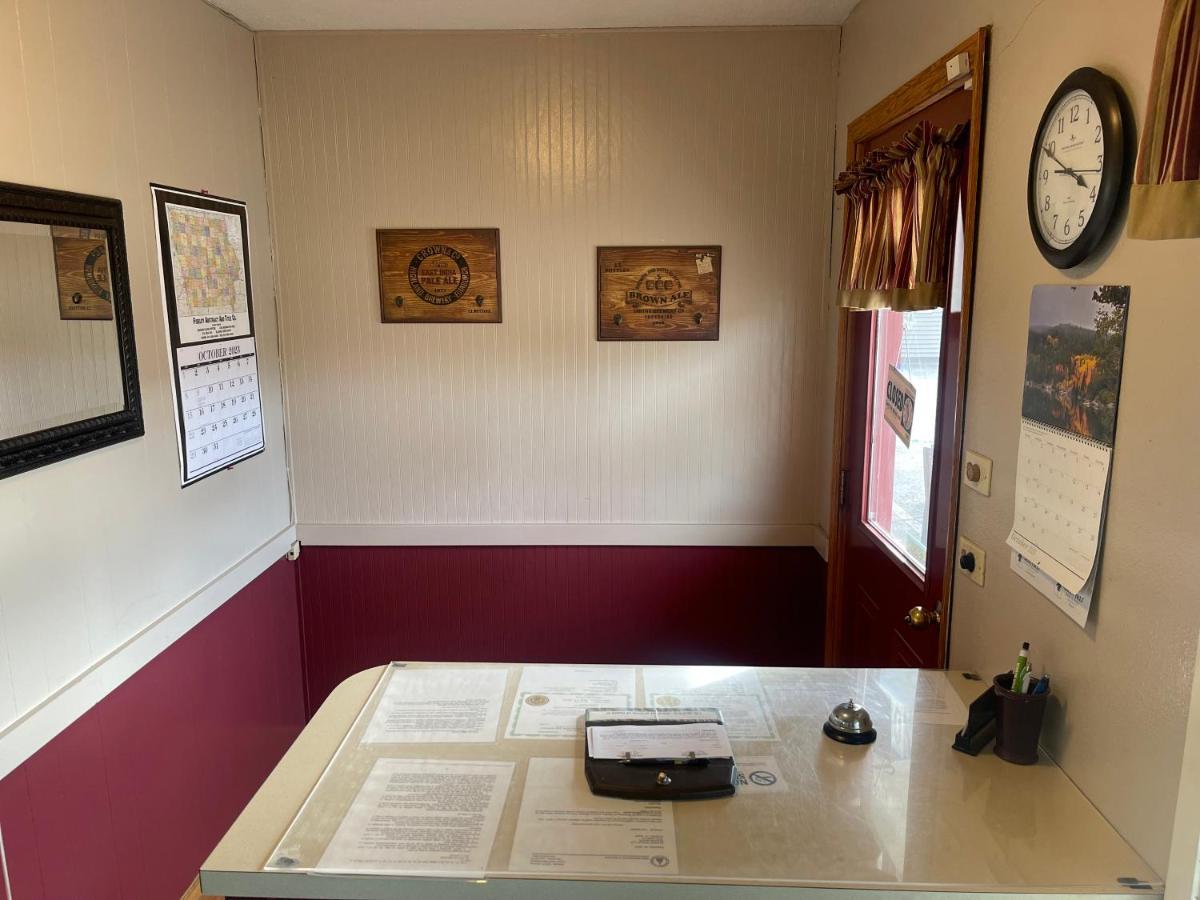 The Village Motel Steamboat Rock Extérieur photo