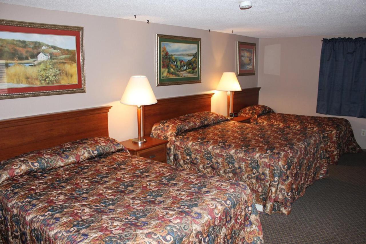 The Village Motel Steamboat Rock Extérieur photo
